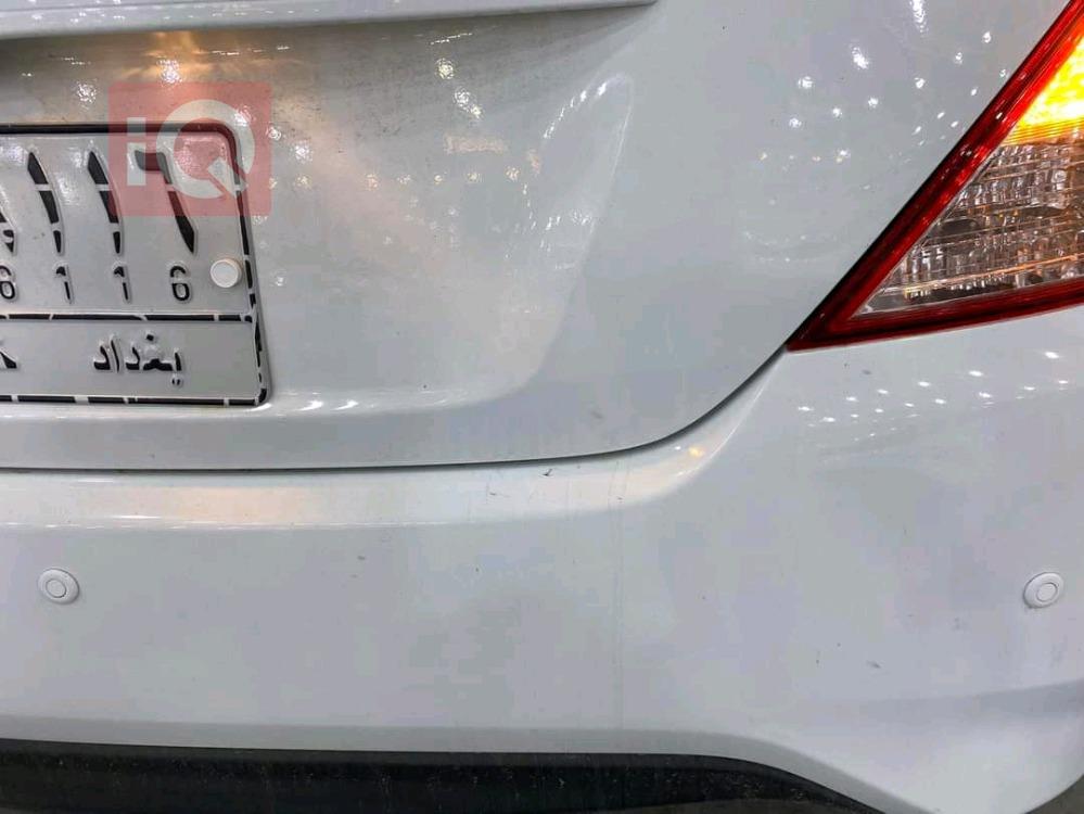 نیسان سەنی